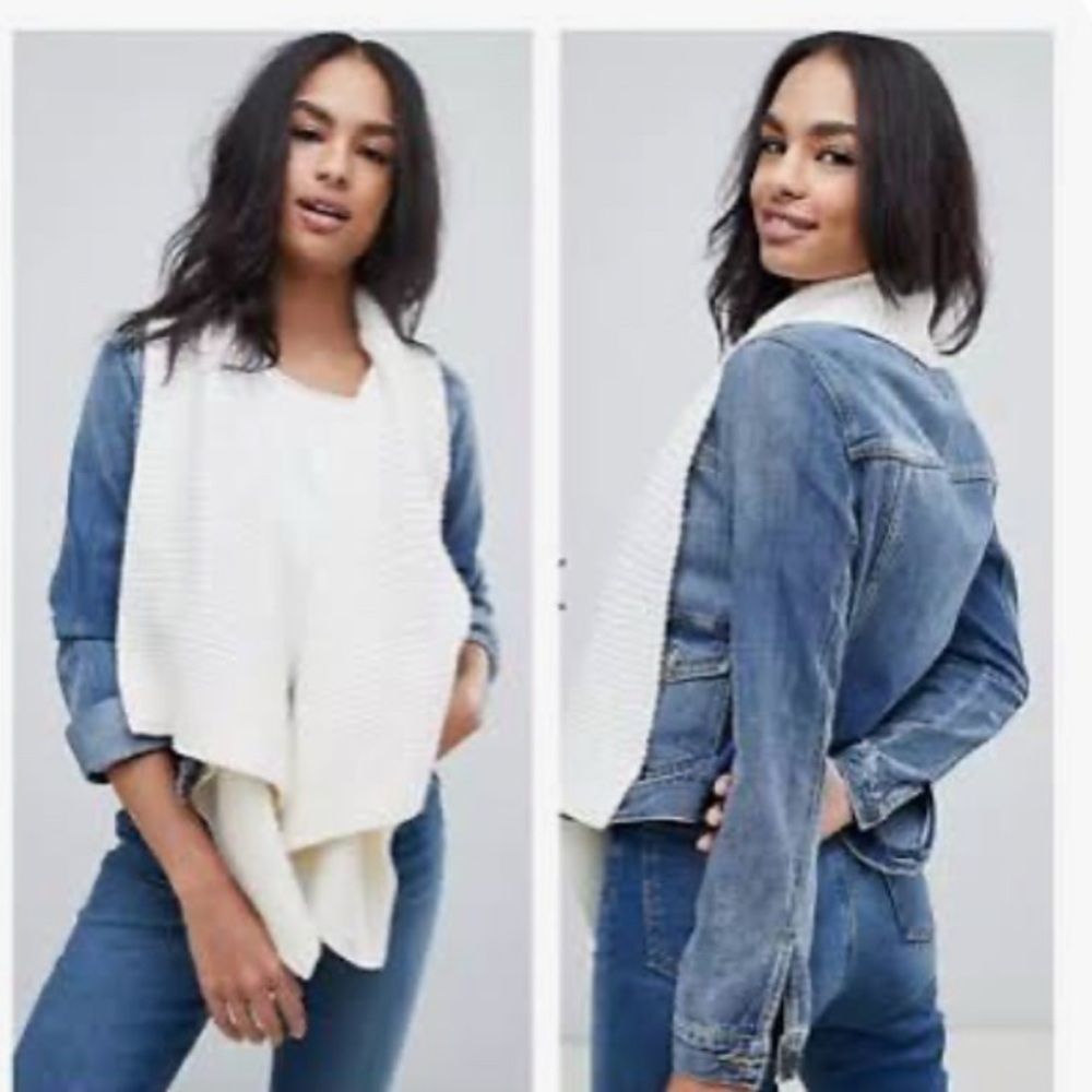 Abercrombie & Fitch Scarf Attached Denim Jean Jacket Trucker Cropped XS NWT